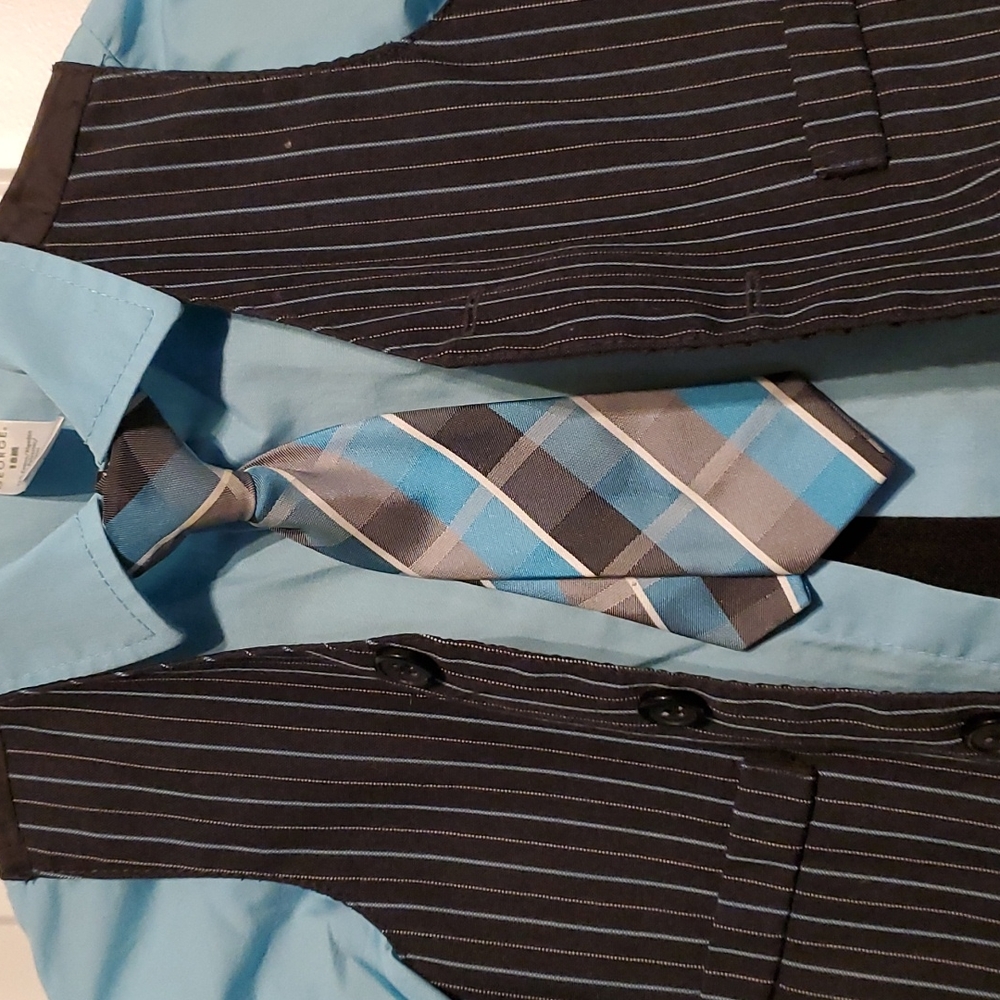 George 4pc suit - Picture 2 of 4